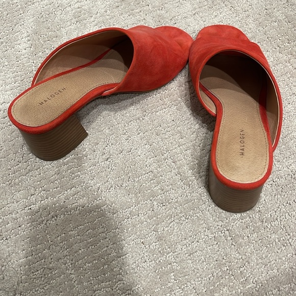 HALOGEN Chunky Heel in Suede Orange-Red color. Size 8. - Picture 3 of 8